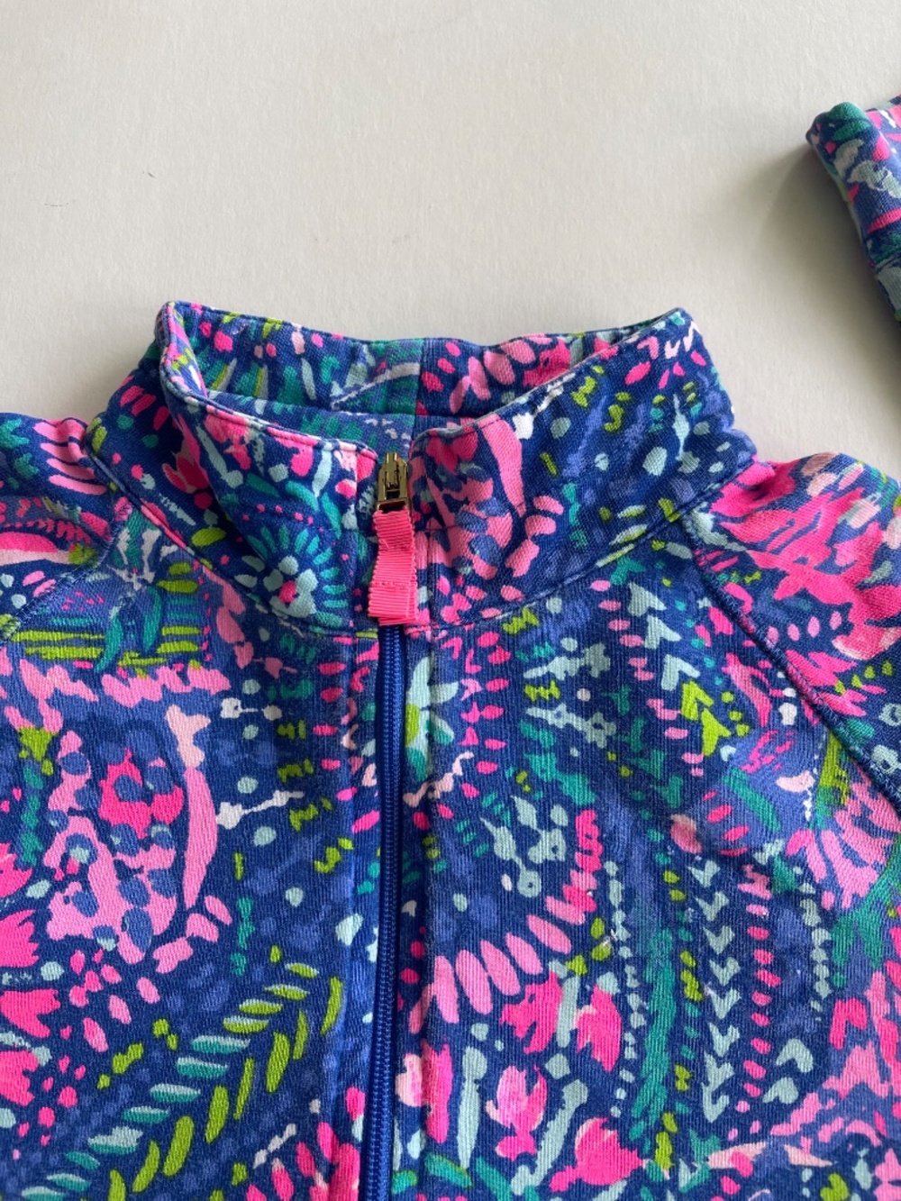 Lilly Pulitzer Girls No Prob Llama Little Skipper Popover - Picture 5 of 11